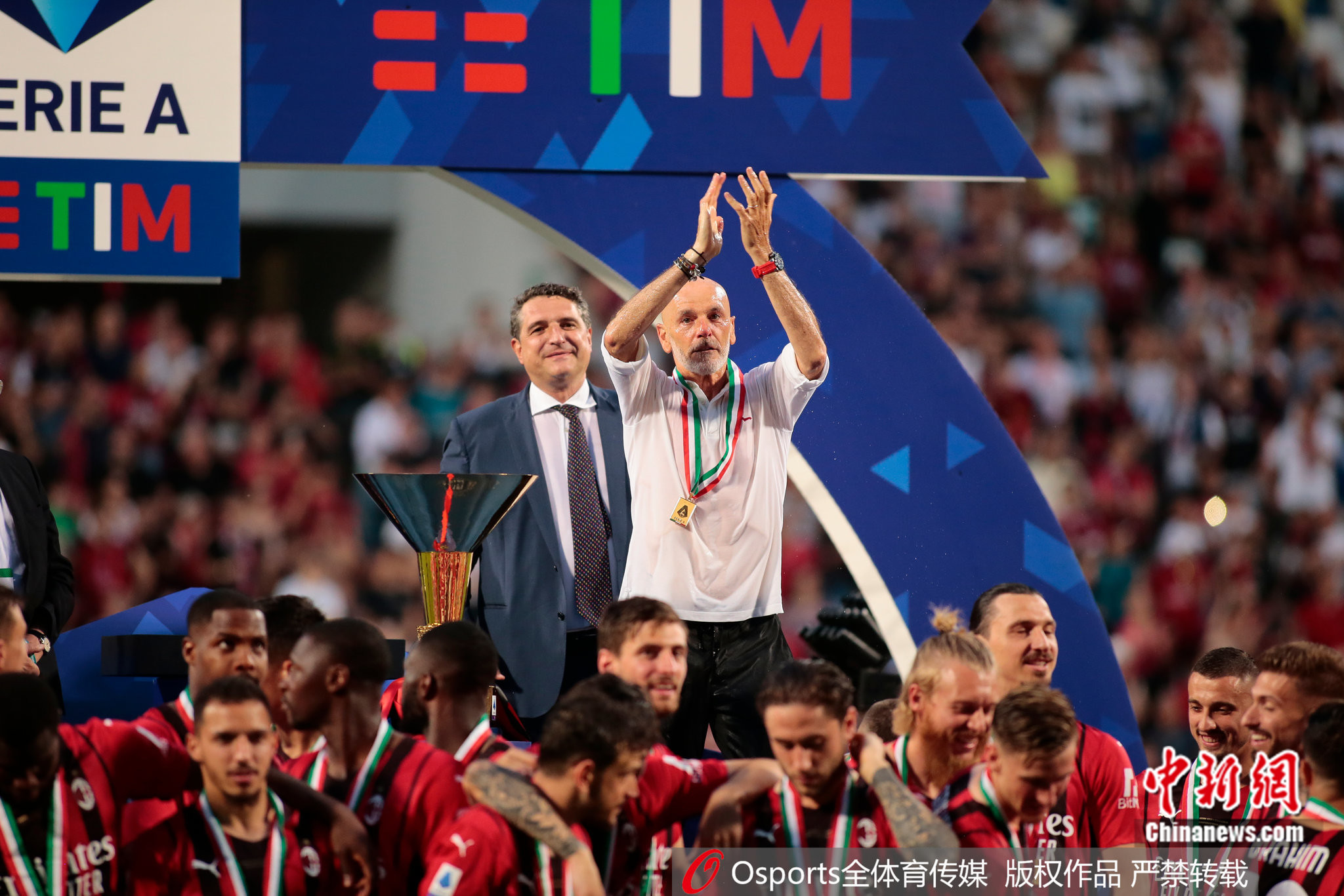 的贡献是不 的贡献是不