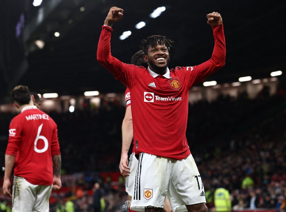 转换进攻中 转换进攻中