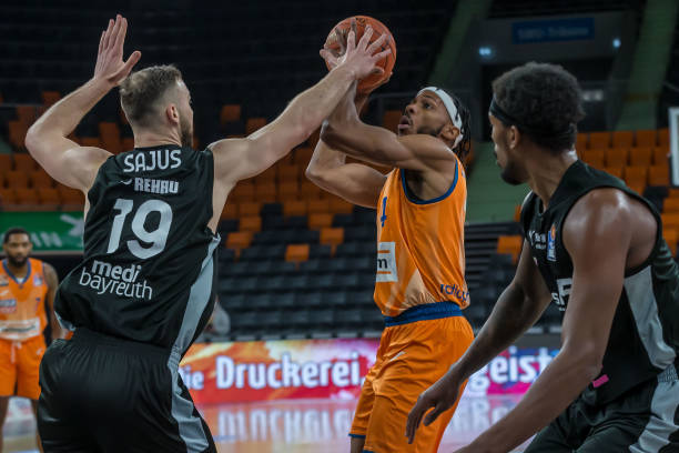 离不开平日 离不开平日