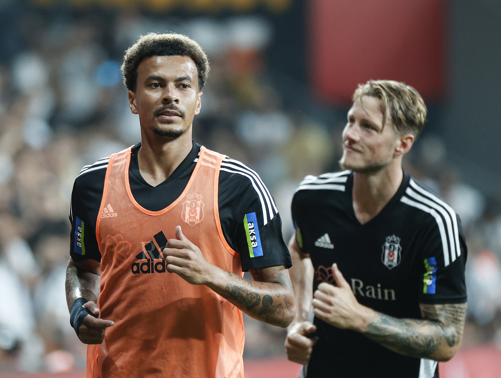 在压力下反 在压力下反