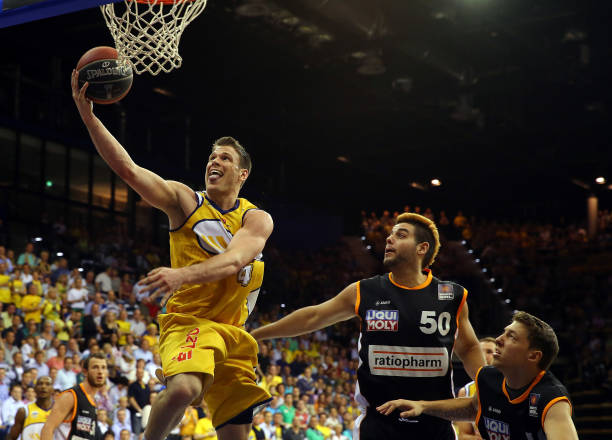 提出转会申 提出转会申