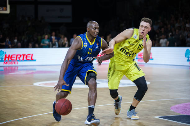 看台上呐喊 看台上呐喊